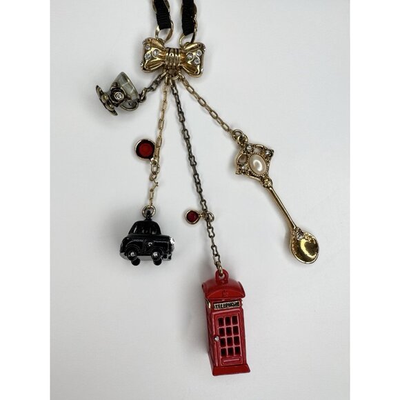 Betsey Johnson Royal Engagement Telephone Booth Tea Ribbon Bow Charm Necklace - Picture 8 of 8
